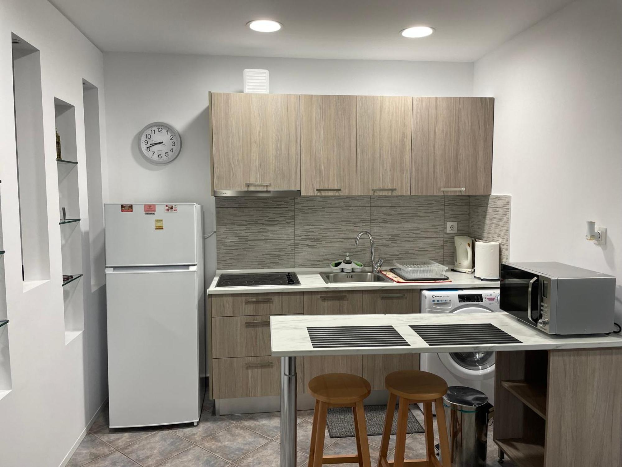 Aphrodite Studio Near Athens Floisvos Marina Ngoại thất bức ảnh
